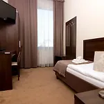 فندق Forum Fitness & Wellness 3*