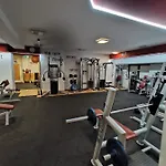 فندق Forum Fitness & Wellness