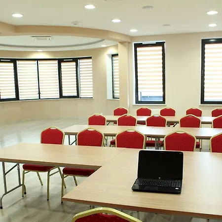 Hotel Forum Fitness Spa & Wellness 3*