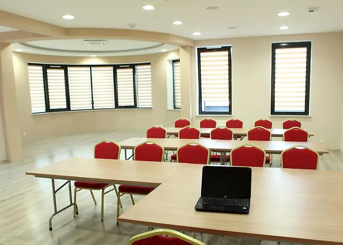 호텔 Forum Fitness & Wellness 3*